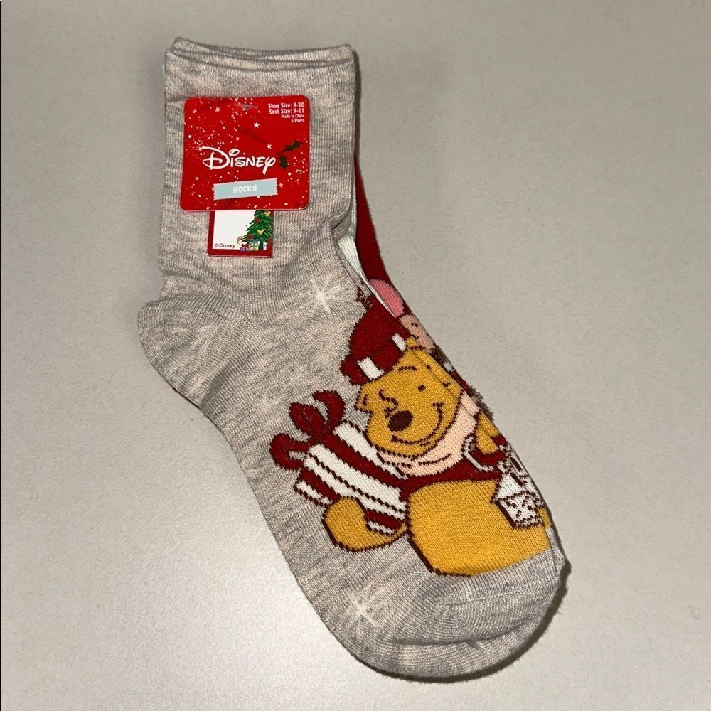 Disney Oatmeal Heather Red Gold Stripes Ivory Winnie Pooh Themed Socks 5 Pack